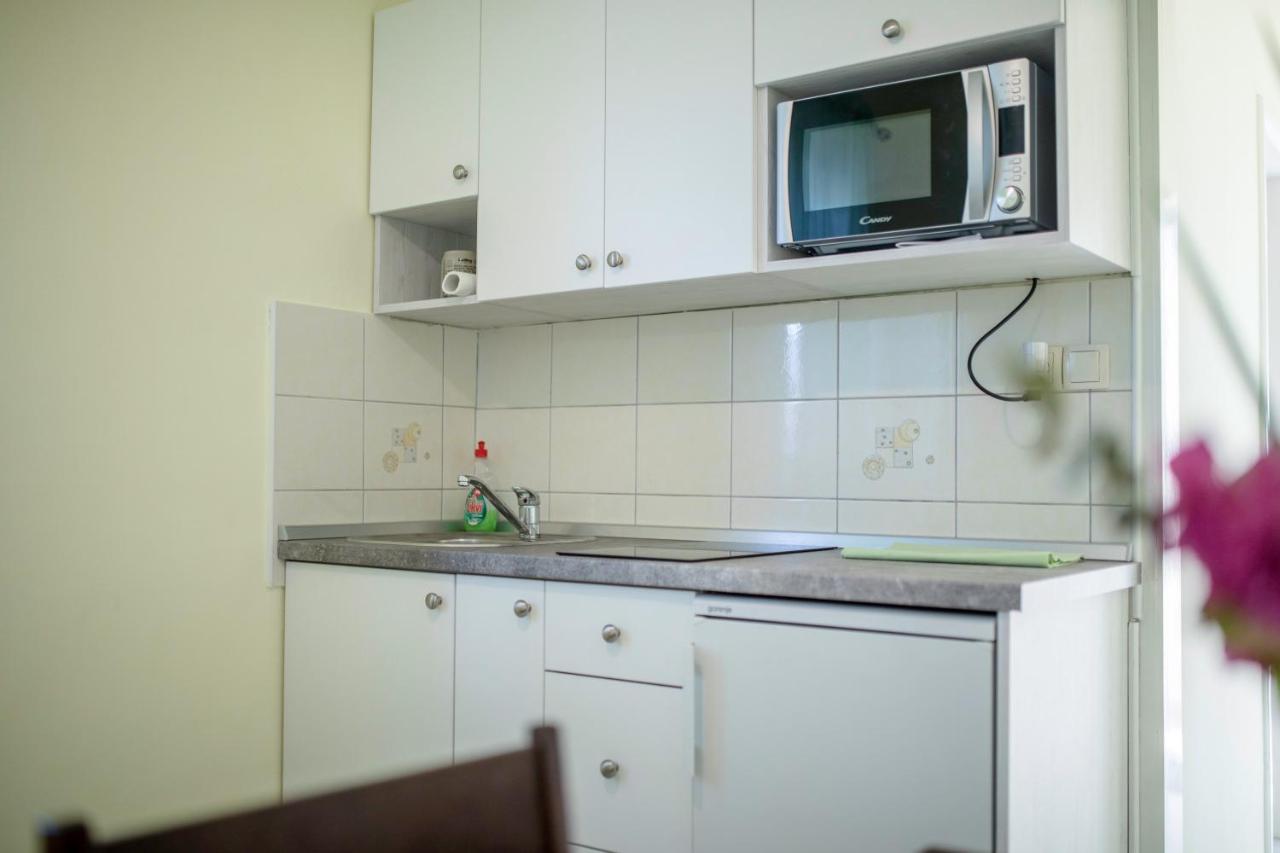 Apartments By The Sea Supetarska Draga - Donja, Rab - 11769 Экстерьер фото