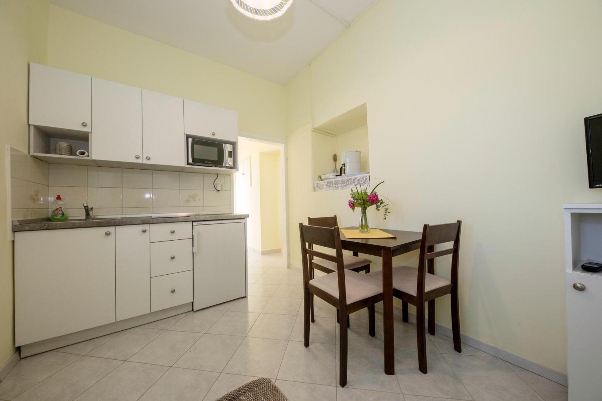 Apartments By The Sea Supetarska Draga - Donja, Rab - 11769 Номер фото